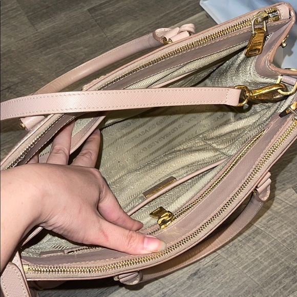 Authentic Prada bag! - Picture 5 of 5